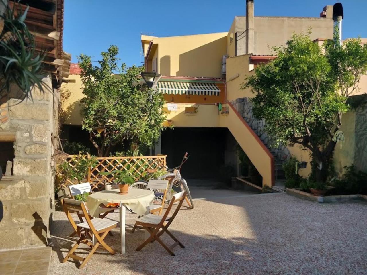 Dolianova Anticacasaliori Bed & Breakfast エクステリア 写真